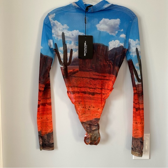 PrettyLittleThing DESERT PRINT BLUE HIGH NECK BODYSUIT - Picture 5 of 6